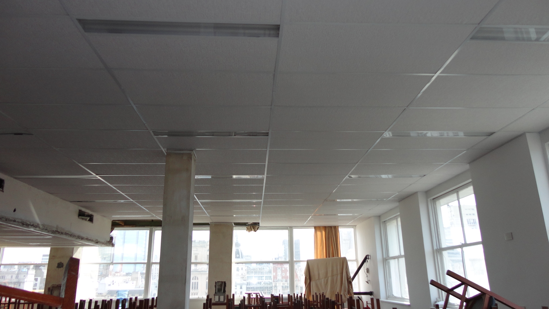 Nivelado cielorraso desmontable